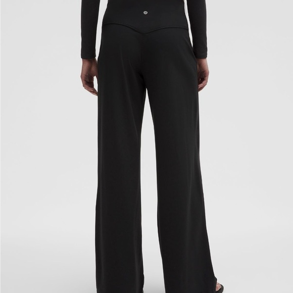 Lululemon Align Palazzo Pant (SHORT) - Picture 2 of 9